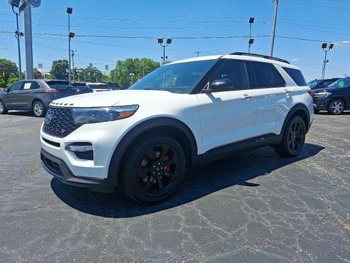 2022 Ford Explorer ST