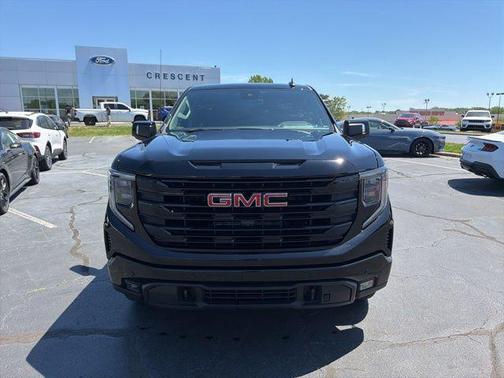 Onyx Black 2025 GMC Sierra 1500 Elevation