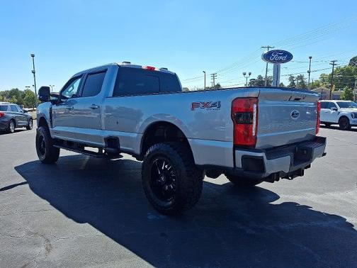 2024 Ford F-250 LARIAT
