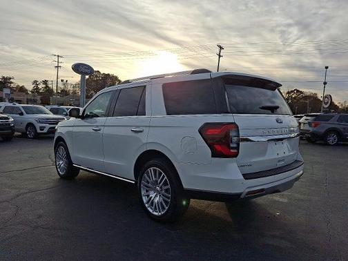 2024 Ford Expedition LIMITED