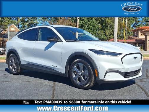 2023 Ford Mustang Mach-E SELECT