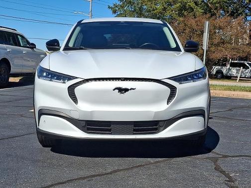 2023 Ford Mustang Mach-E SELECT