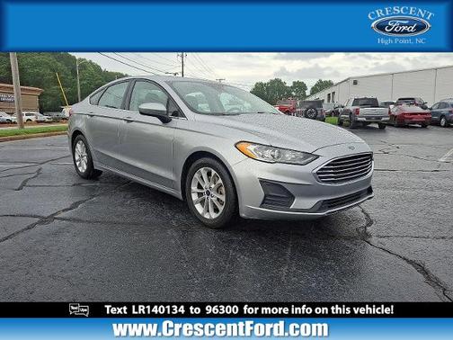 2020 Ford Fusion SE