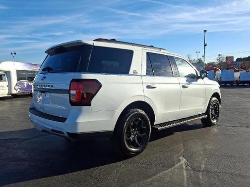 2022 Ford Expedition TIMBERLINE