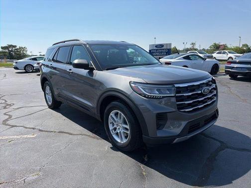 Carbonized Gray Metallic 2026 Ford Explorer Active