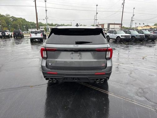 Gray Metallic 2026 Ford Explorer ST