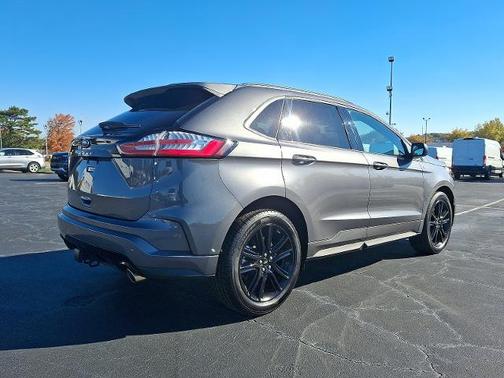 2021 Ford Edge ST LINE