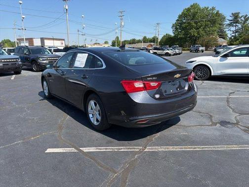 Dark Ash Metallic 2023 Chevrolet Malibu LT