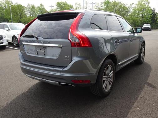 2016 Volvo XC60 T6 Drive-E