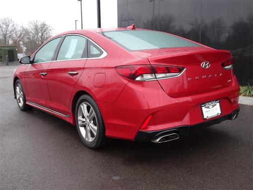 2018 Hyundai SONATA Sport
