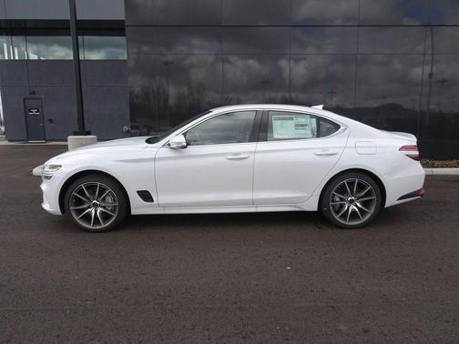 2025 Genesis G70 2.5T AWD