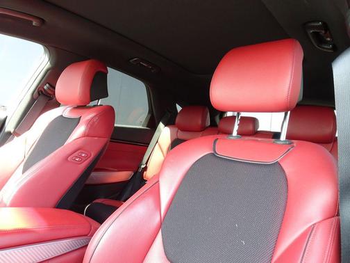 Alta White 2022 Genesis GV70 3.5T AWD Sport