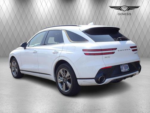 Alta White 2022 Genesis GV70 3.5T AWD Sport