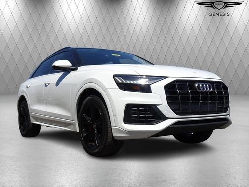 Carrara White 2023 Audi Q8 55 Premium Plus