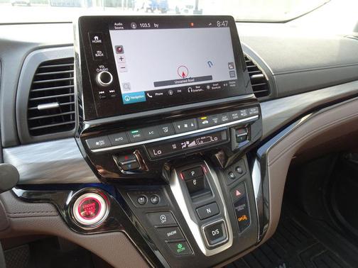 Platinum White Pearl 2025 Honda Odyssey Elite