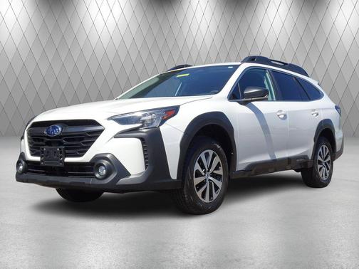 Crystal White Pearl 2024 Subaru Outback Base