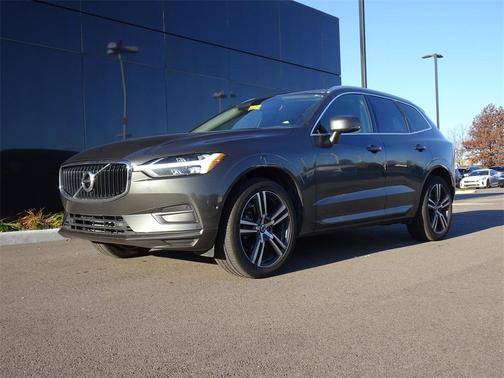 2019 Volvo XC60 T5 Momentum