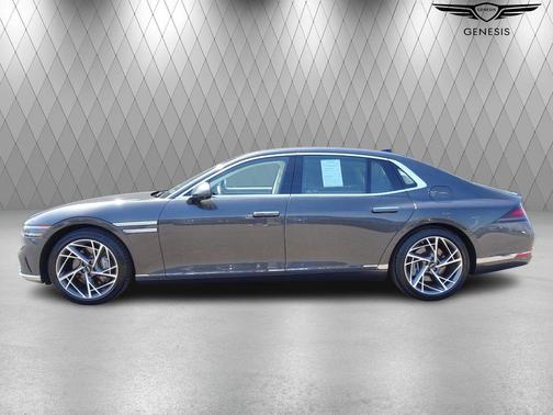 Makalu Gray 2023 Genesis G90 3.5T AWD