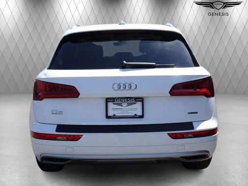 White 2019 Audi Q5 2.0T Premium