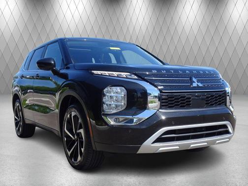 Black Diamond 2024 Mitsubishi Outlander SE 2.5 S-AWC