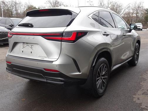 2023 Lexus NX 350h Premium