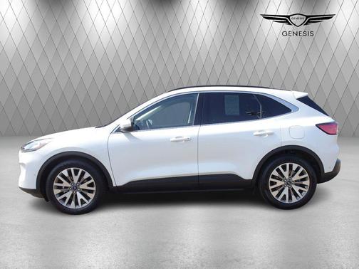 Star White Metallic Tri-Coat 2020 Ford Escape Titanium