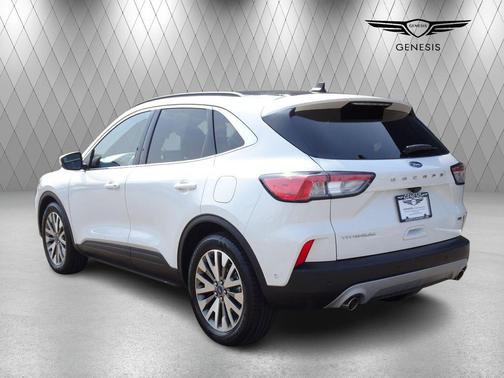 Star White Metallic Tri-Coat 2020 Ford Escape Titanium