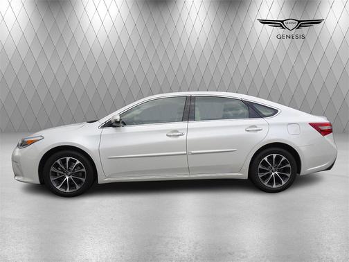 2018 Toyota Avalon XLE Premium