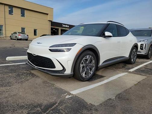 2024 Genesis GV60 Standard RWD