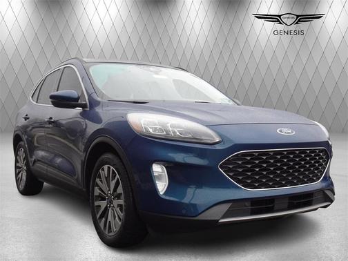 2020 Ford Escape Titanium