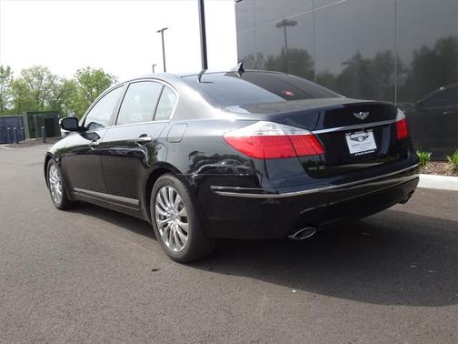 2011 Hyundai Genesis 4.6