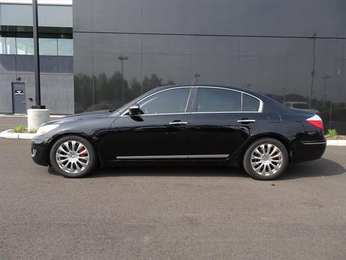 2011 Hyundai Genesis 4.6