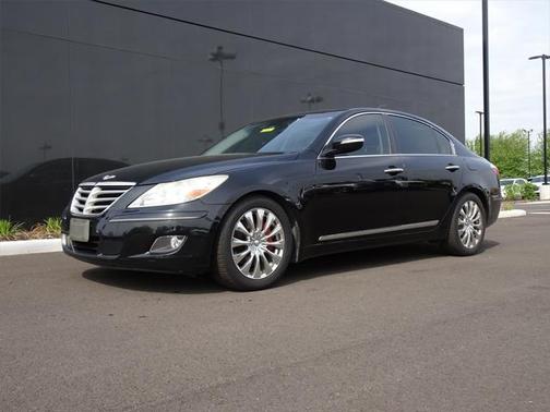 2011 Hyundai Genesis 4.6