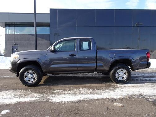 2018 Toyota Tacoma SR