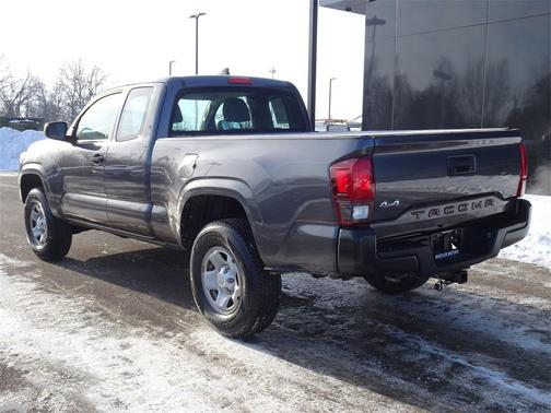 2018 Toyota Tacoma SR