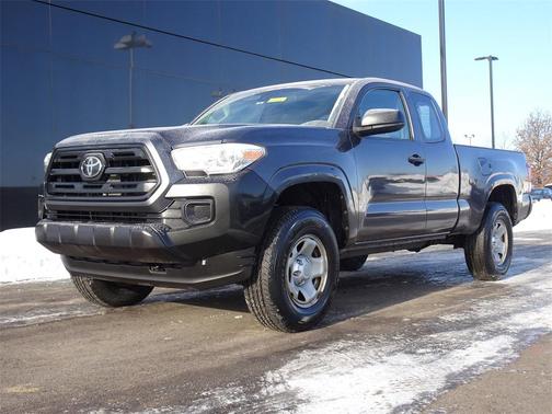 2018 Toyota Tacoma SR