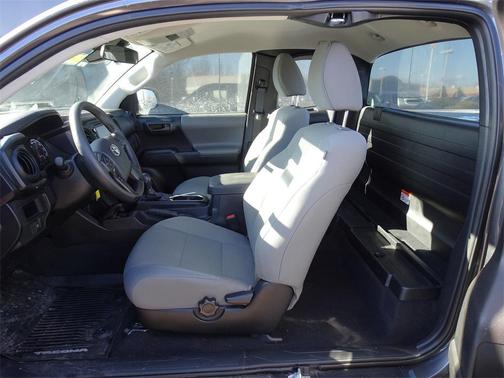 2018 Toyota Tacoma SR