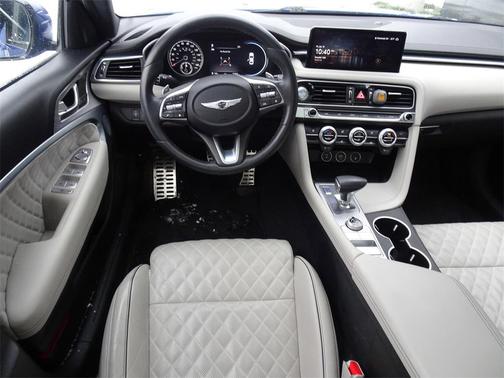 2023 Genesis G70 3.3T AWD