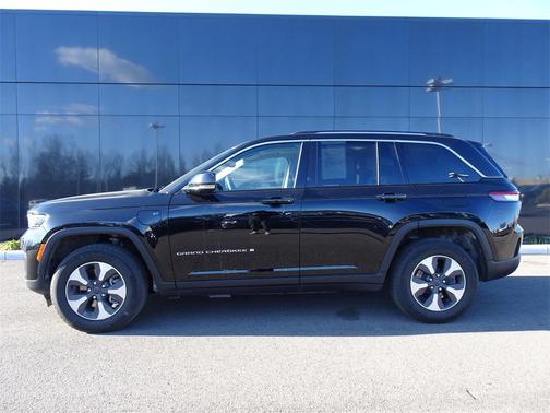 2023 Jeep Grand Cherokee 4xe Base