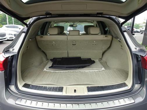 2015 INFINITI QX70 Base
