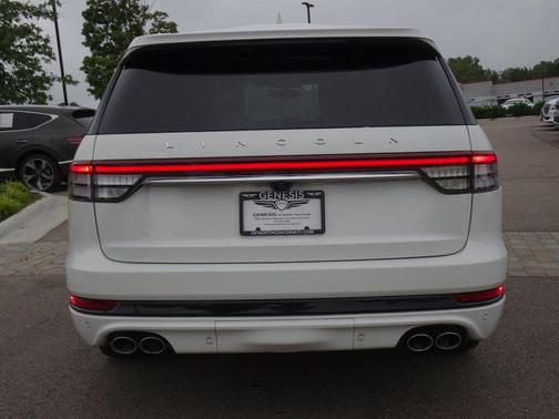 Pristine White Metallic Tri-Coat 2023 Lincoln Aviator Grand Touring AWD