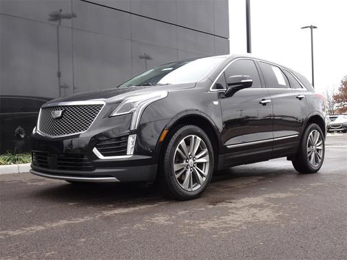 2022 Cadillac XT5 Premium Luxury