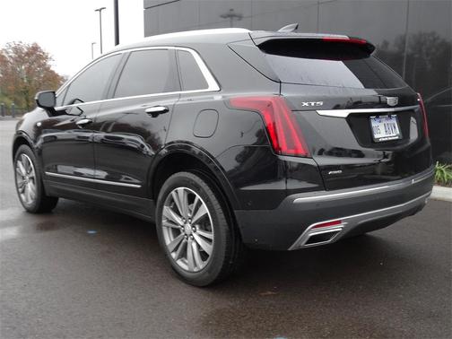2022 Cadillac XT5 Premium Luxury