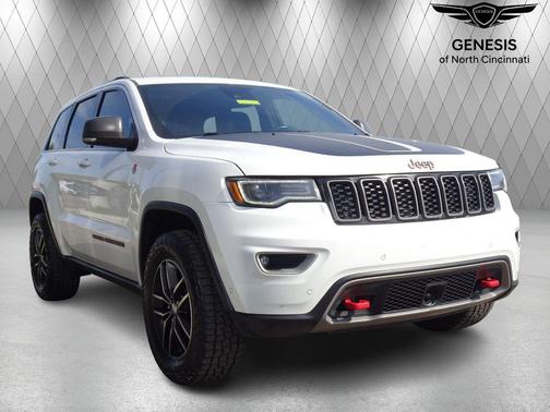 Bright White Clearcoat 2017 Jeep Grand Cherokee Trailhawk