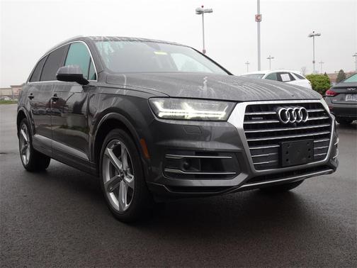 2019 Audi Q7 55 Prestige