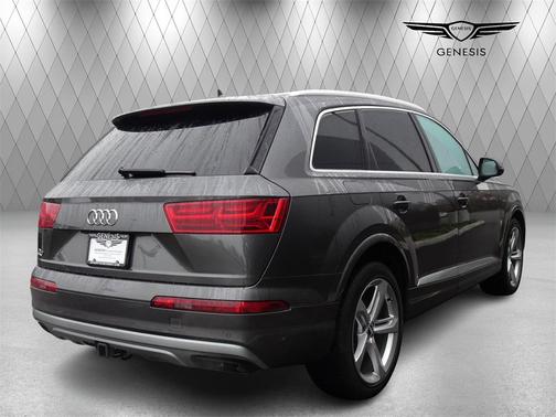 2019 Audi Q7 55 Prestige