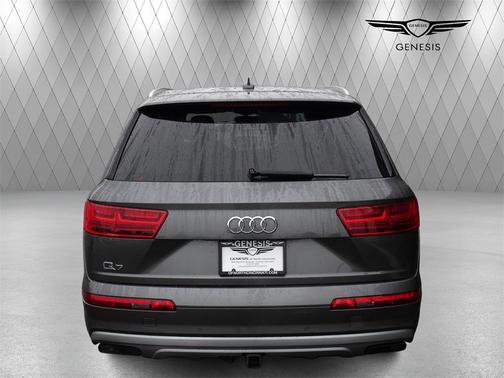 2019 Audi Q7 55 Prestige