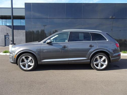 2019 Audi Q7 55 Prestige