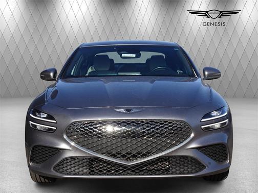 2024 Genesis G70 2.5T RWD