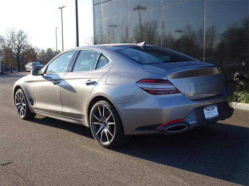 2024 Genesis G70 2.5T